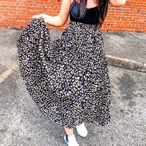 Umgee leopard skirt
